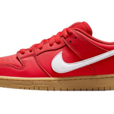NIKE SB DUNK LOW “UNIVERSITY RED GUM”